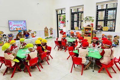HOẠT ĐỘNG TRẢI NGHIỆM “NẶN BÁNH TRÔI’